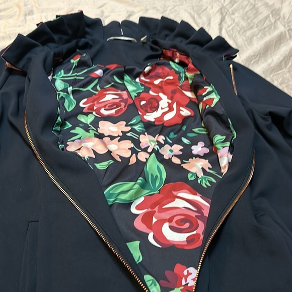 Soft Surroundings Zipper Jacket - Picture 7 of 9